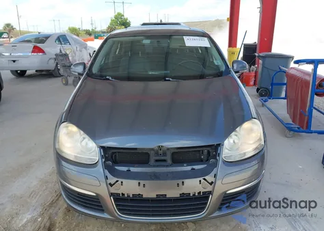 2008 Volkswagen Jetta Sel из США, поврежденный, VIN 3VWRM71K68M058236